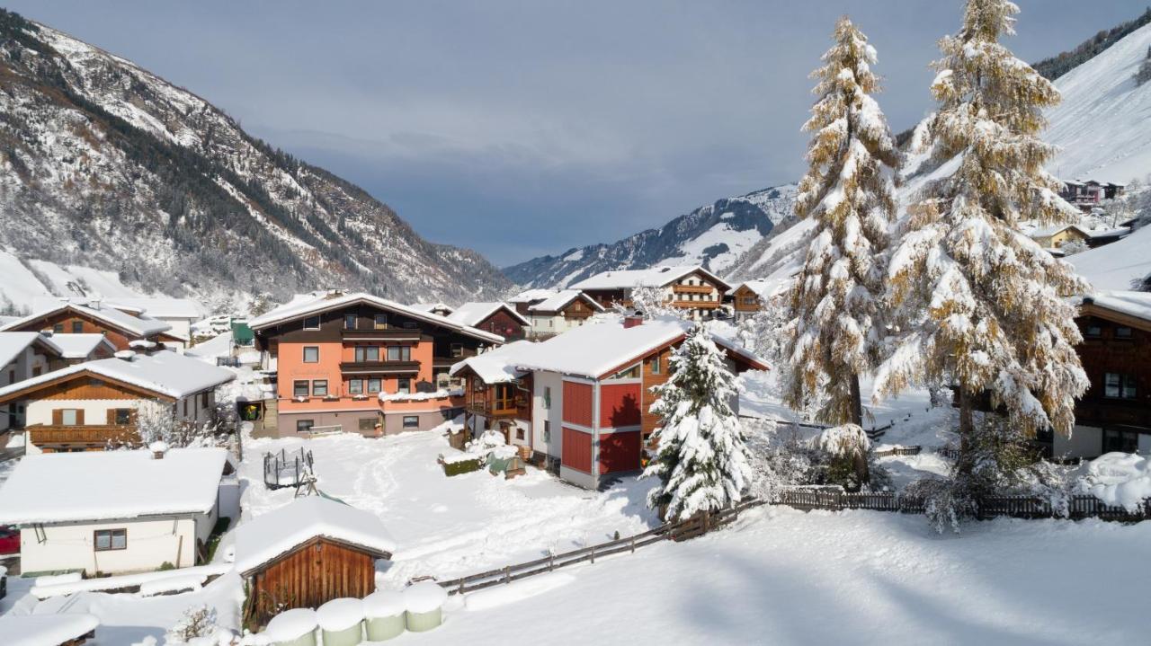 Fruehstuecks- Pension Sonnblickhof ラウリス エクステリア 写真