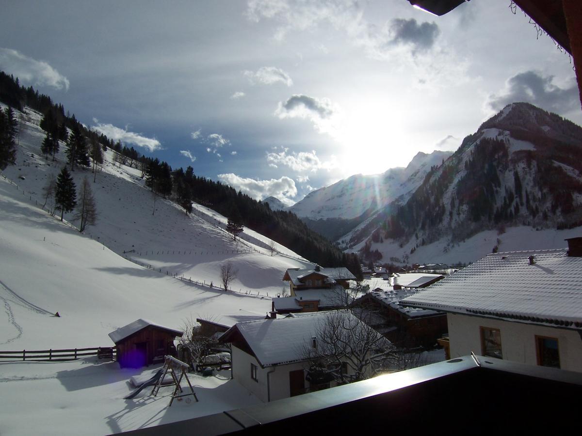 Fruehstuecks- Pension Sonnblickhof ラウリス エクステリア 写真